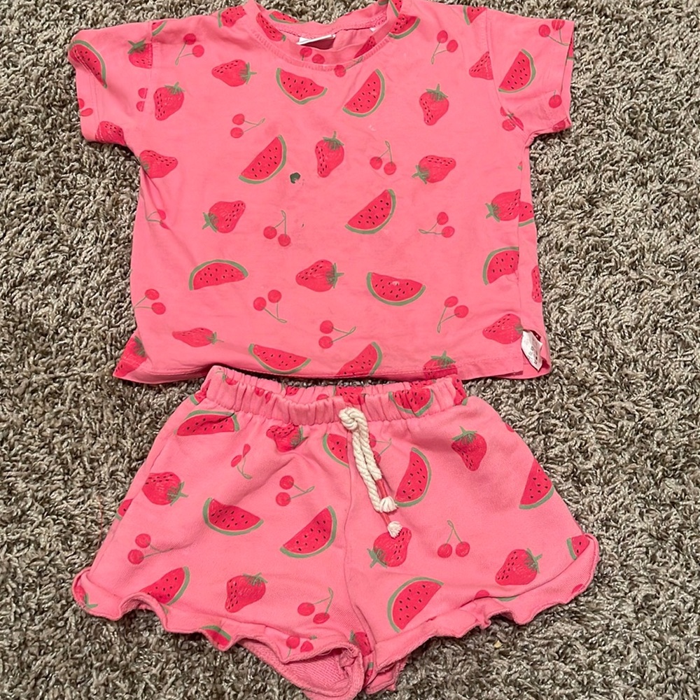 Zara Strawberry set